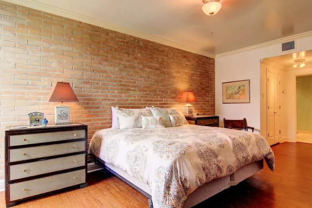 Channelview 211 2 Bedrooms 2 Bathrooms Condo