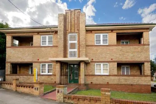 Accommodation Sydney Rockdale - 2 Bdr Pet Friendly Budget Apartment
