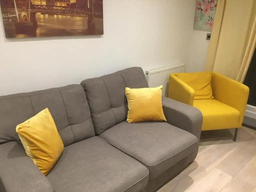 Classic Brixton City Apartment