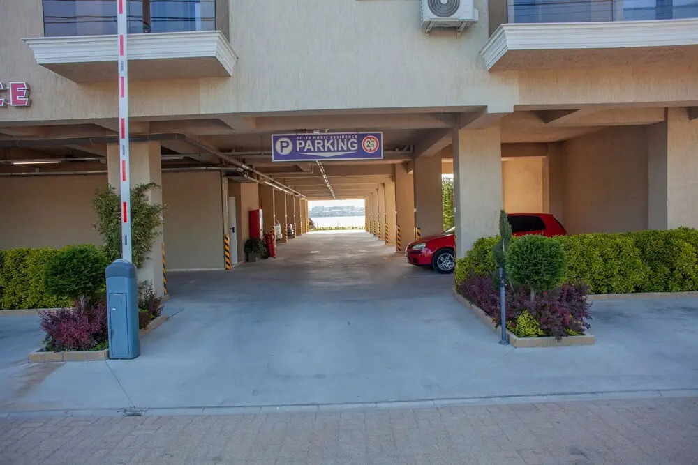 Solid Magic Apart Hotel