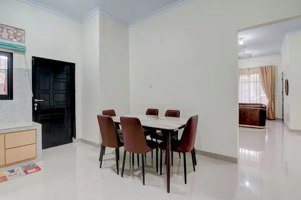 OYO 94758 Kamila House
