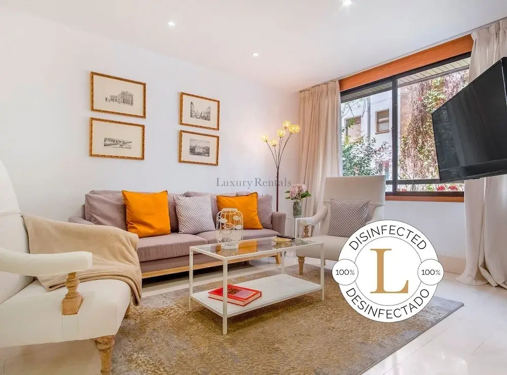 3 Bedrooms Chamberi