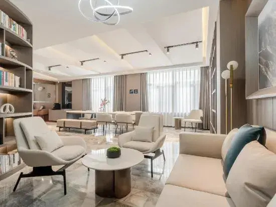Atour Hotel, Xintiandi Square, Yixing City Center