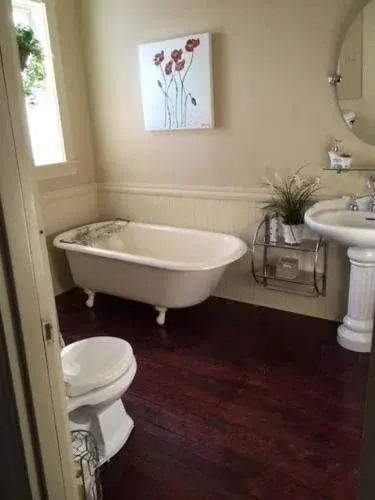 B&B Hillhouse
