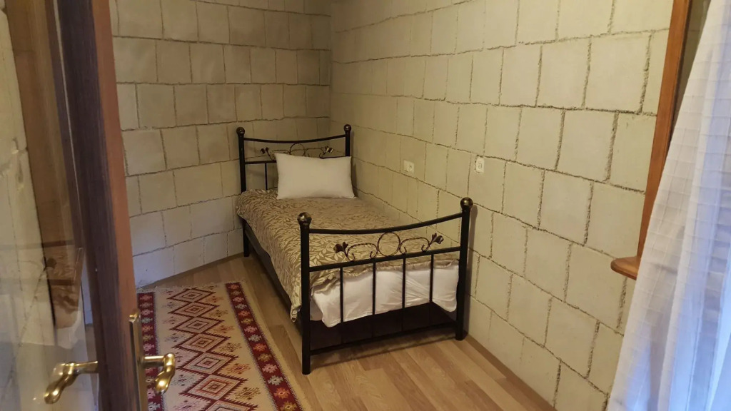 Whisper Cave House
