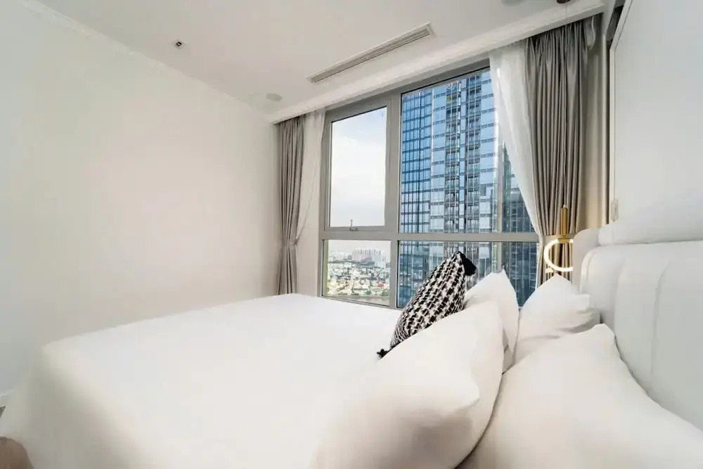 The Suite Landmark Riverside Apartment