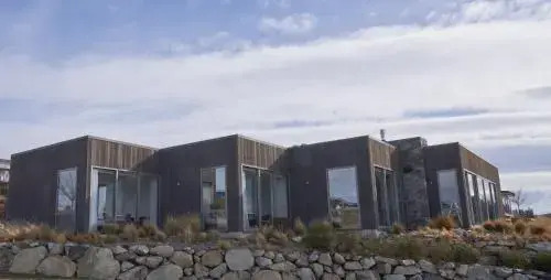 Lakeview Studio B