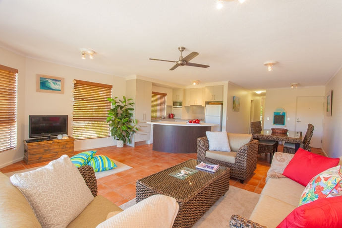 The Noosa Sound Holiday Collection