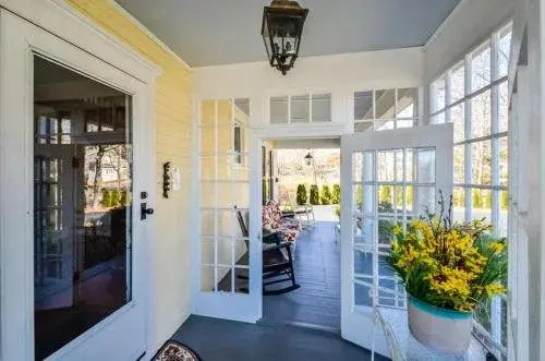 Bayberry Inn Bed & Breakfast