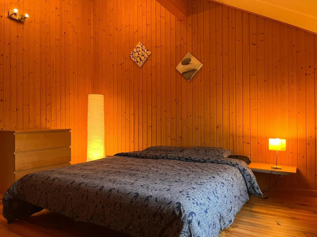 Charming Stay by the Meuse