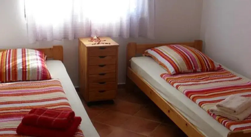 Apartments Miljak