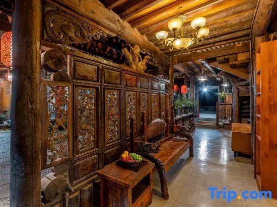 Hike Haven, a Naxi designer Snow Mountain Scenic Homestay