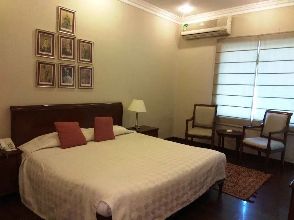 Hari Niwas Palace
