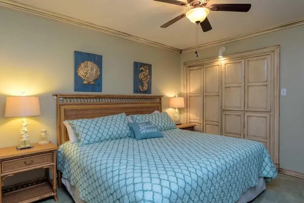 103 Las Brisas Poolside Condo 3 Bedroom Condo by RedAwning