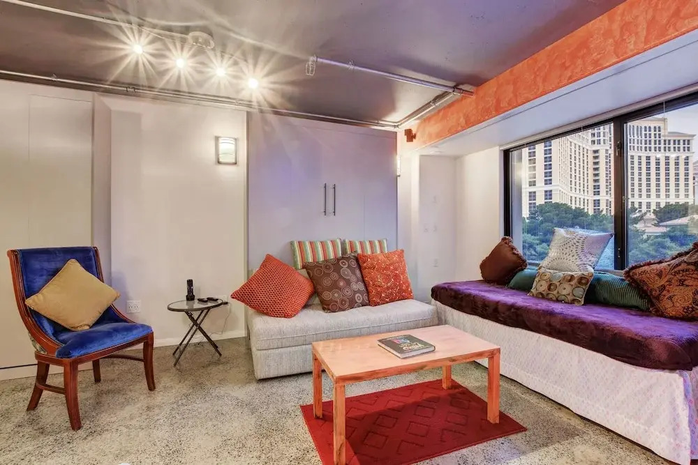Renovated 2 Bdrm 2 Bath Condo las Vegas Strip 1 Gb Internet