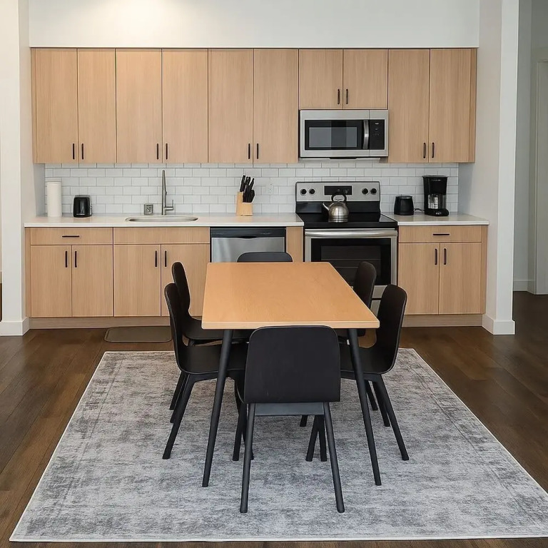 4BR Apartment - State 203