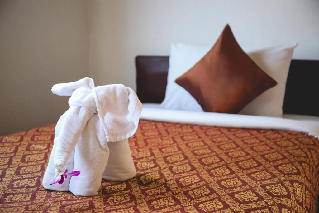 Hua Hin White Villa Hotel - SHA Certified