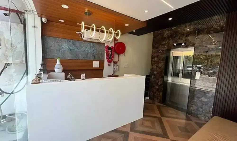 FabHotel Prakash