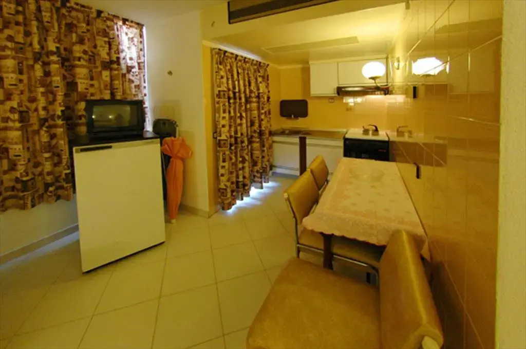 Hotel Apartamento Algar