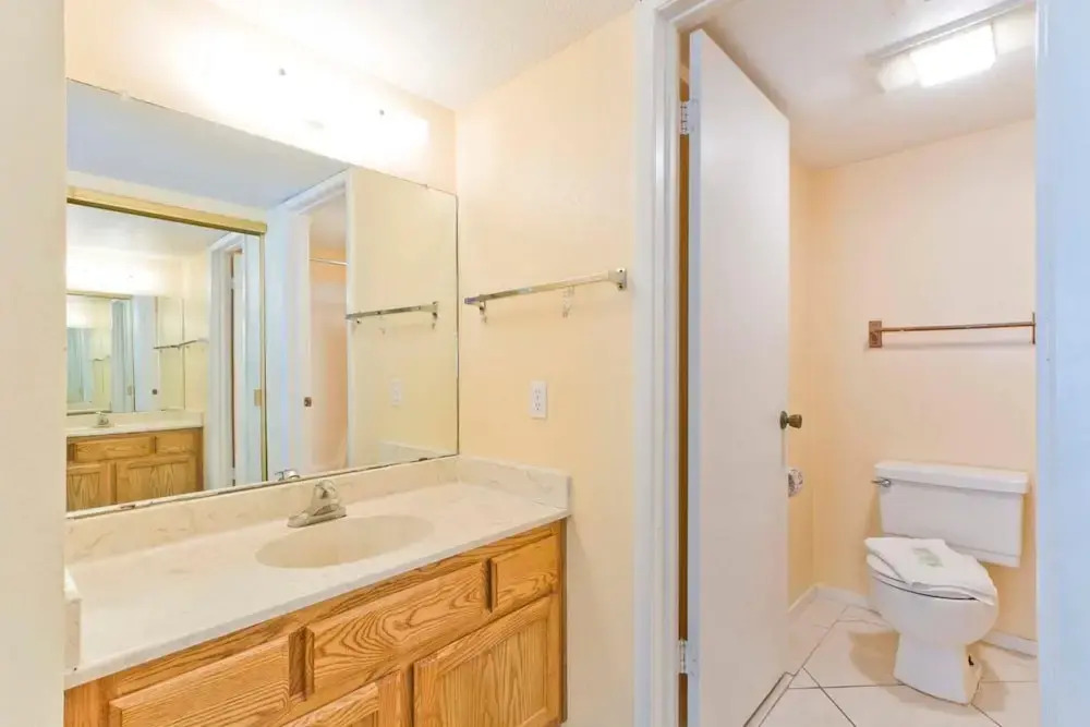 Saida I Condominiums - by Island Services