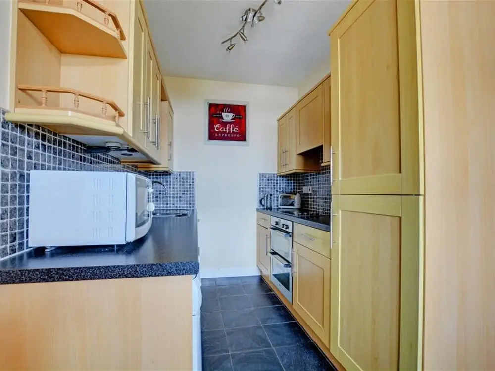 Lovely Apartment Right on the sea in Saundersfoot, With Beautiful Window bay