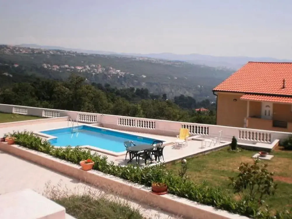 Attractive Villa Antonio Apartment in Opatija near Črnikovica Beach