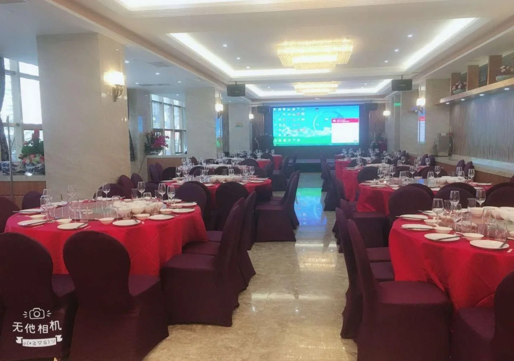 Hongyang Hotel Shenzhen North Railway Station