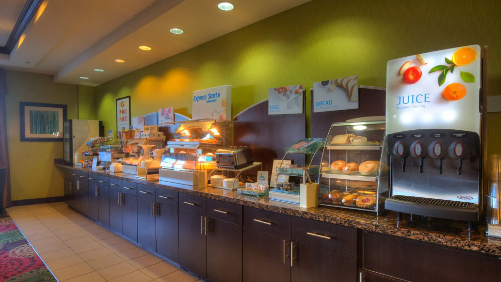 Holiday Inn Express Hotel and Suites Elk City by IHG