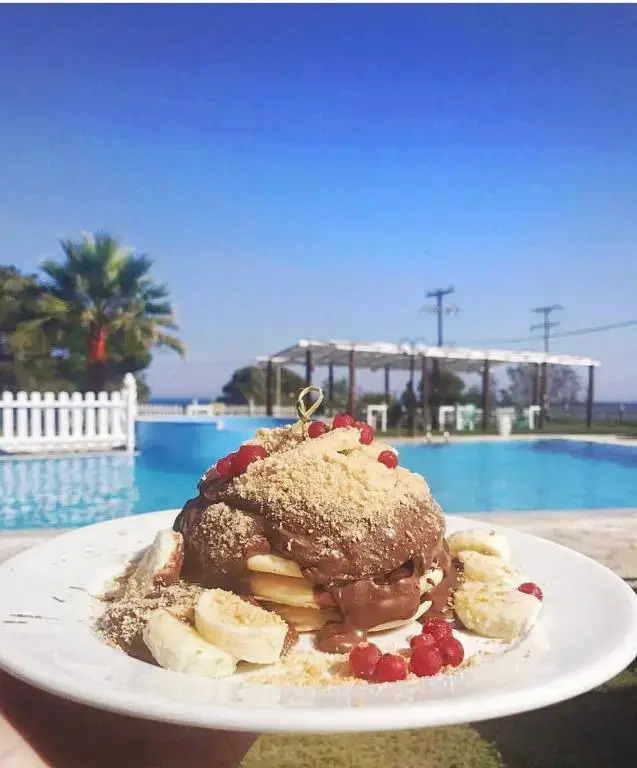 Glyfa Beach Hotel