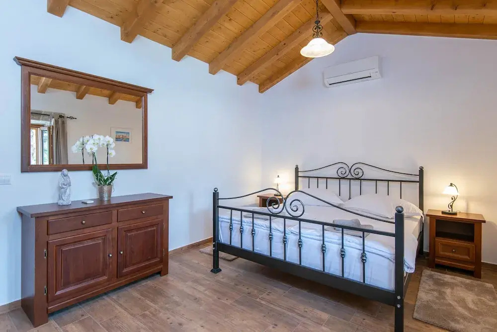 Villa Loviste Paradise