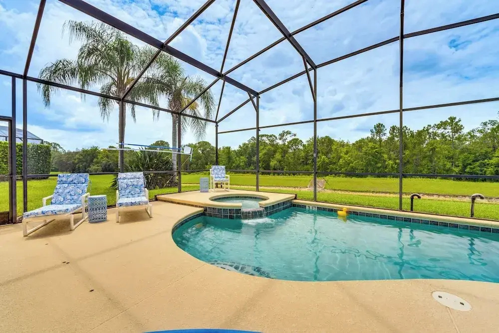 6 Mi to Disney World: Spacious Kissimmee Retreat!