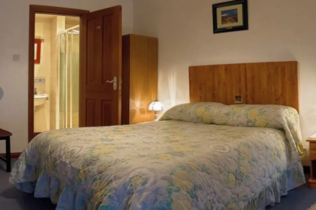 Salmon Leap Farm B&B