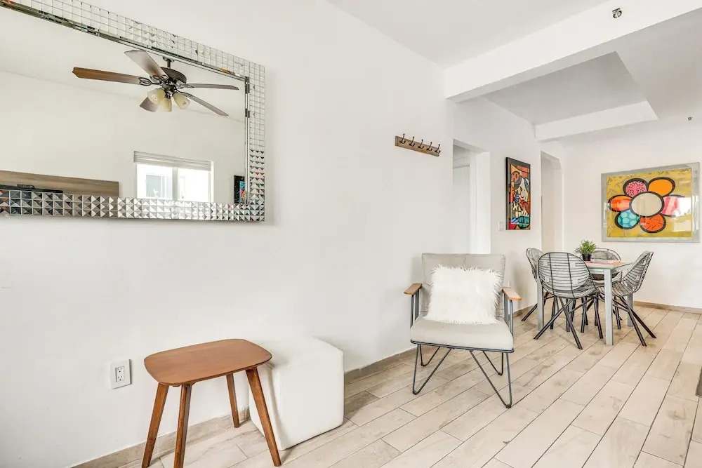 Cozy Miami Beach Apartment < 1 Mi to Ocean!
