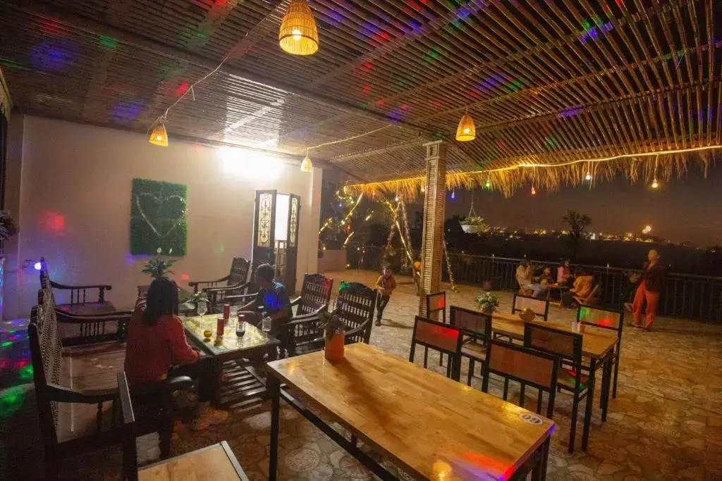 Hang Múa Lucky House