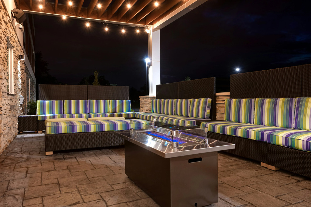 Home2 Suites Lincolnshire Chicago, IL