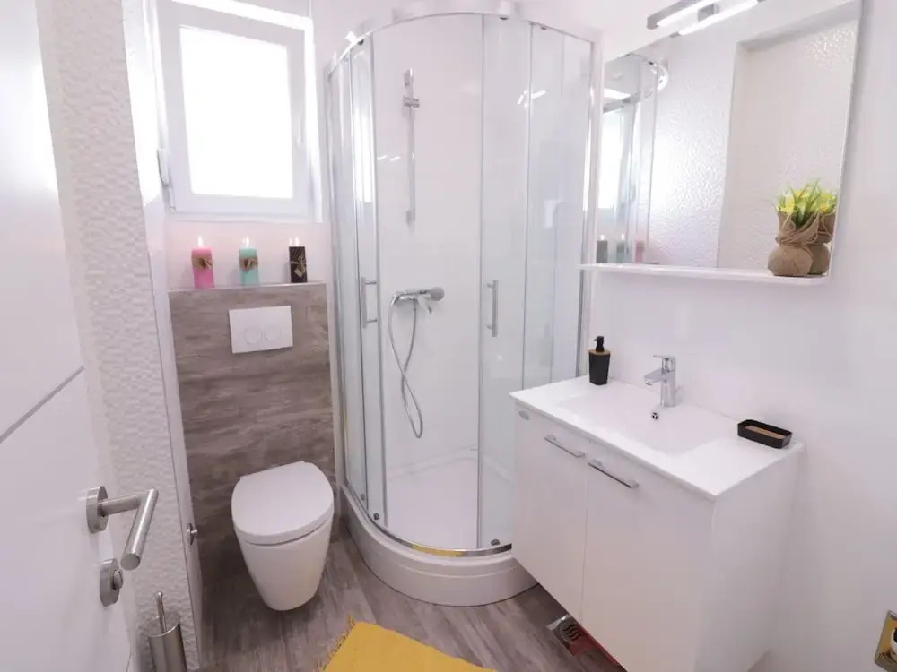 Apartments & Rooms Danivan Pool Villas - Off site breakfast available