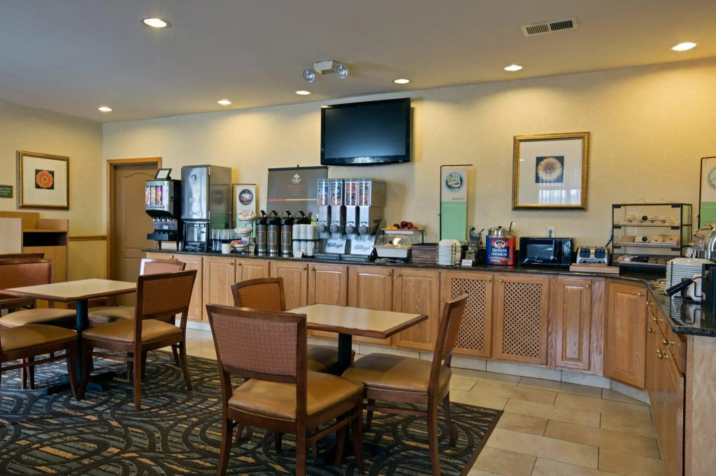 Country Inn & Suites by Radisson, Lexington, VA
