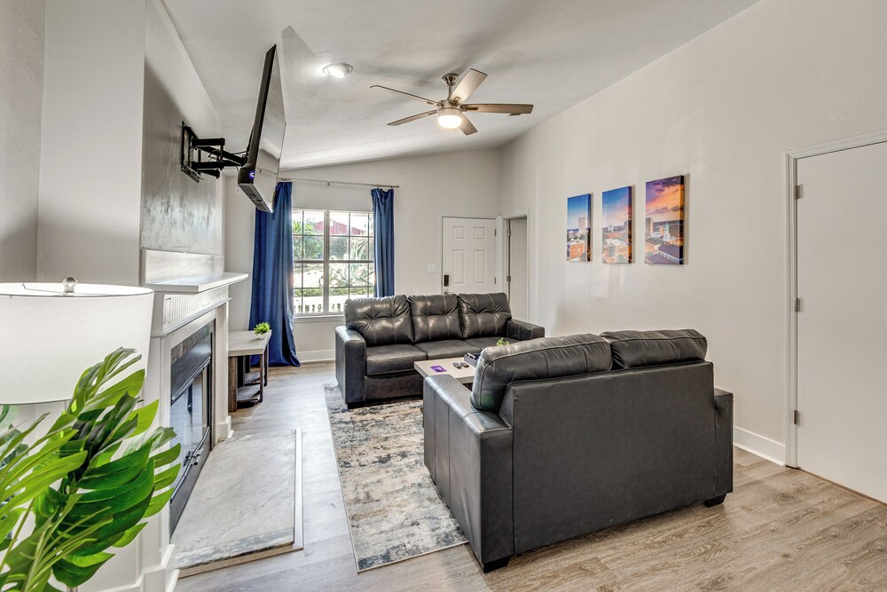 2 Mi to Fsu: Pet-friendly Retreat w/ Private Yard