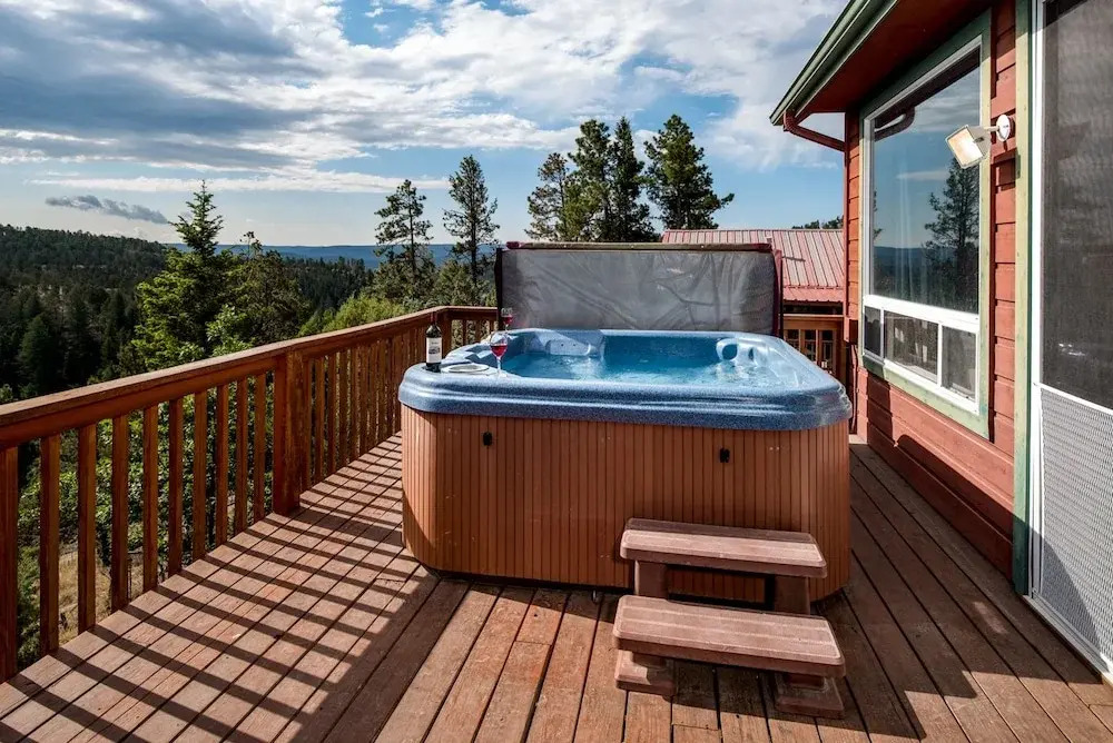 Majestic Cabin - Three Bedroom Cabin