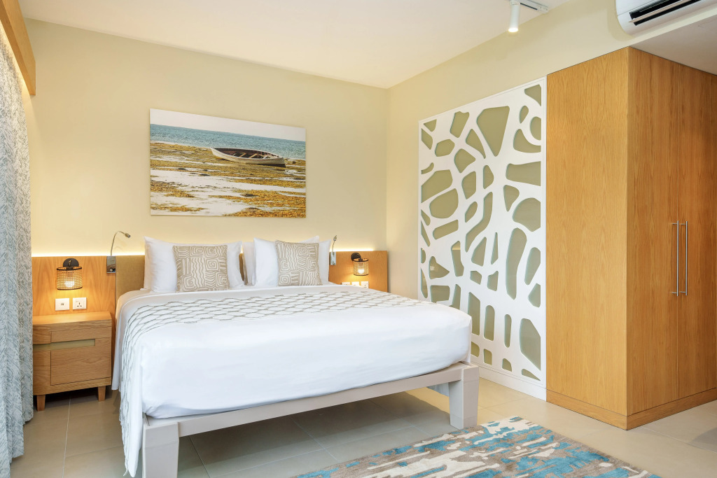 Oceans Creek Beach Hotel