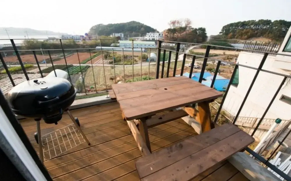Daebudo (Seonjaedo) Daldal Pension