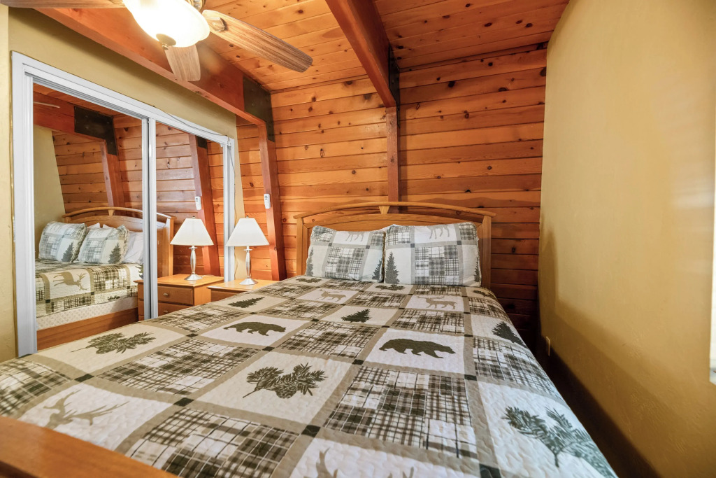 Bear Claw Inn