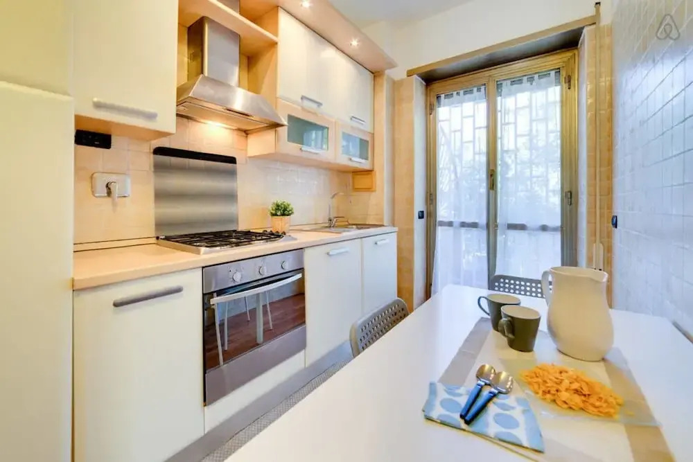 Comfortable Flat 15 Minutes to the City Center