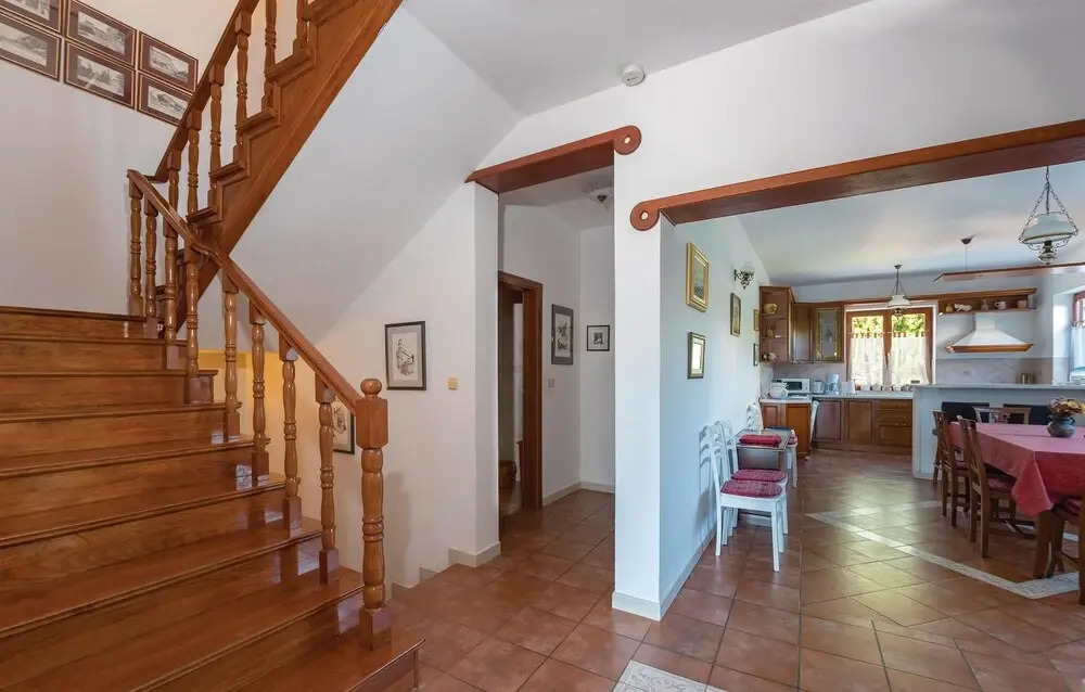Nice Home in Pula With Wifi and 4 Bedrooms