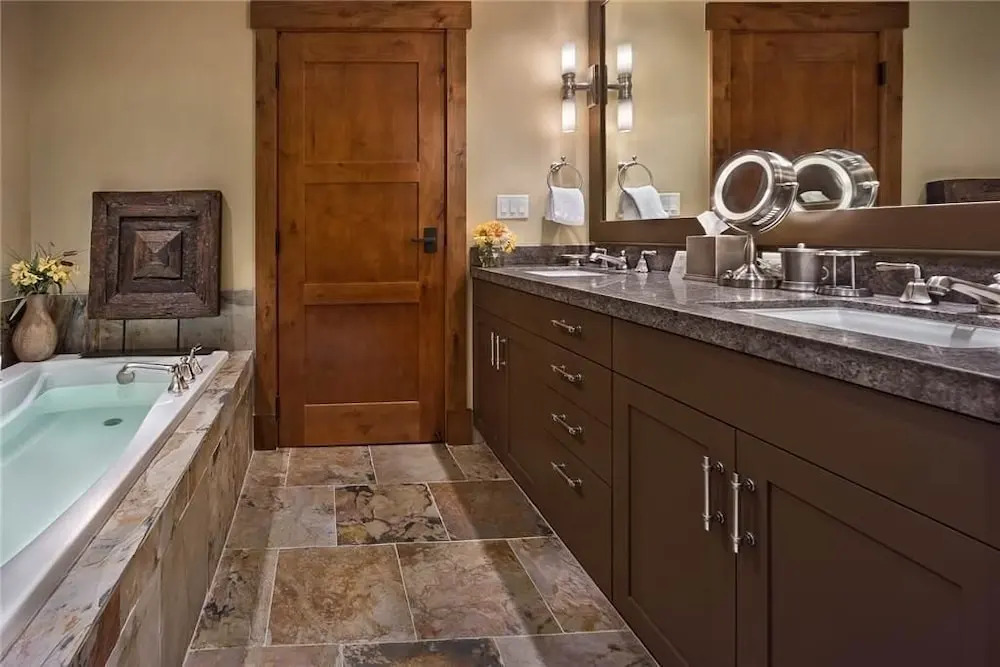Elk Mountain 610 4 BedroomCondo By Moving Mountains
