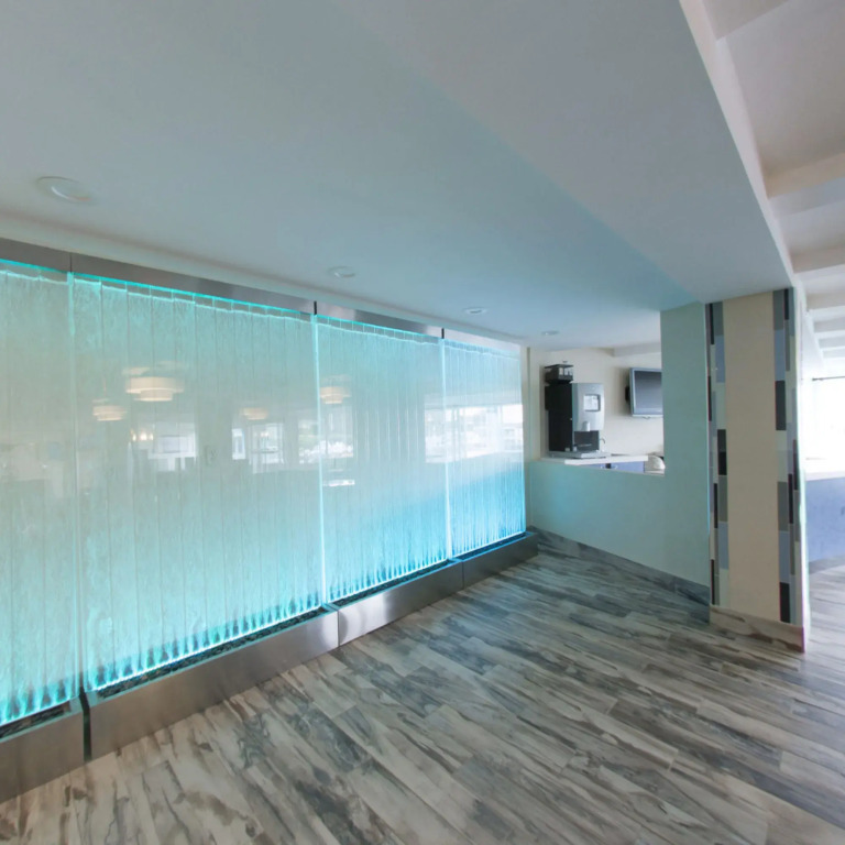 Aqua Blue Hotel