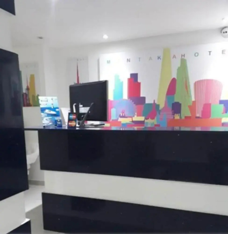 Mintaka Hotel + Lounge