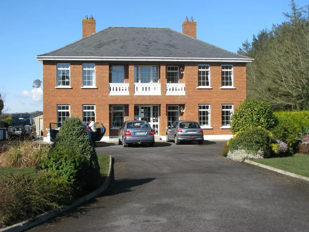 Falshea House
