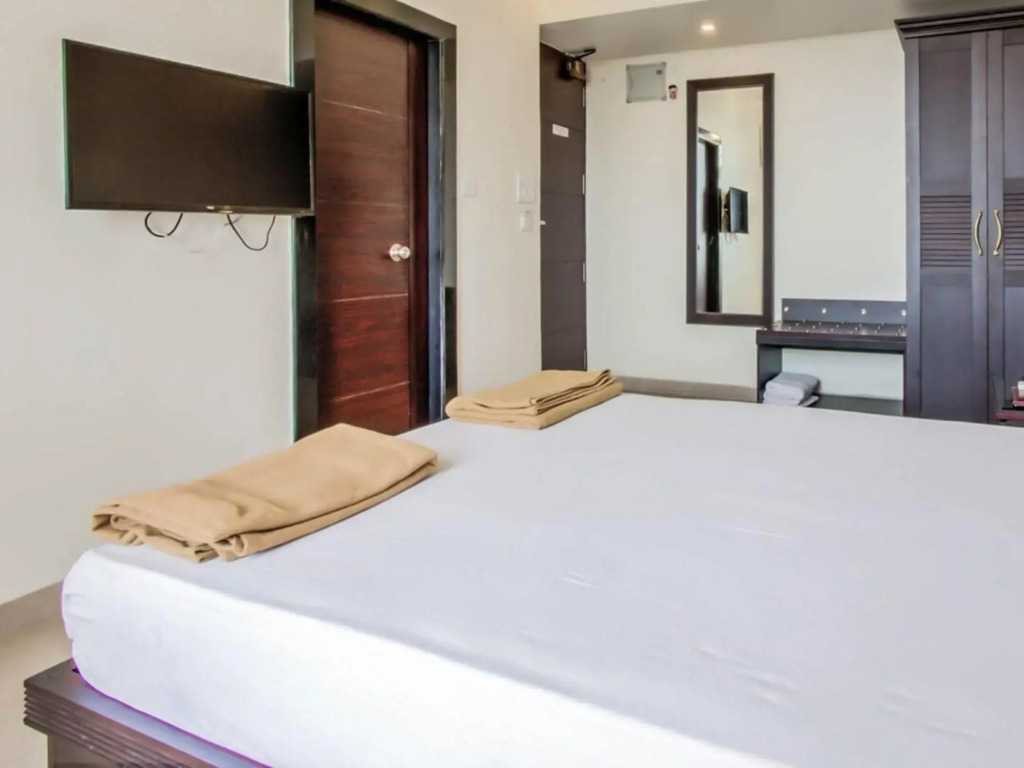 Hotel Satyaheera