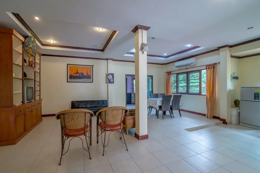 Baan Muang Pool Villa